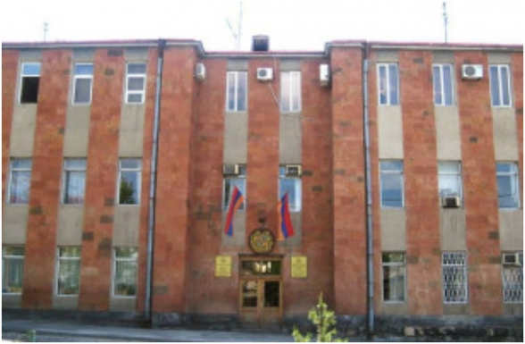 Նոր Նորքի թաղապետը սպառնացել և հայհոյել է (տեսանյութ)